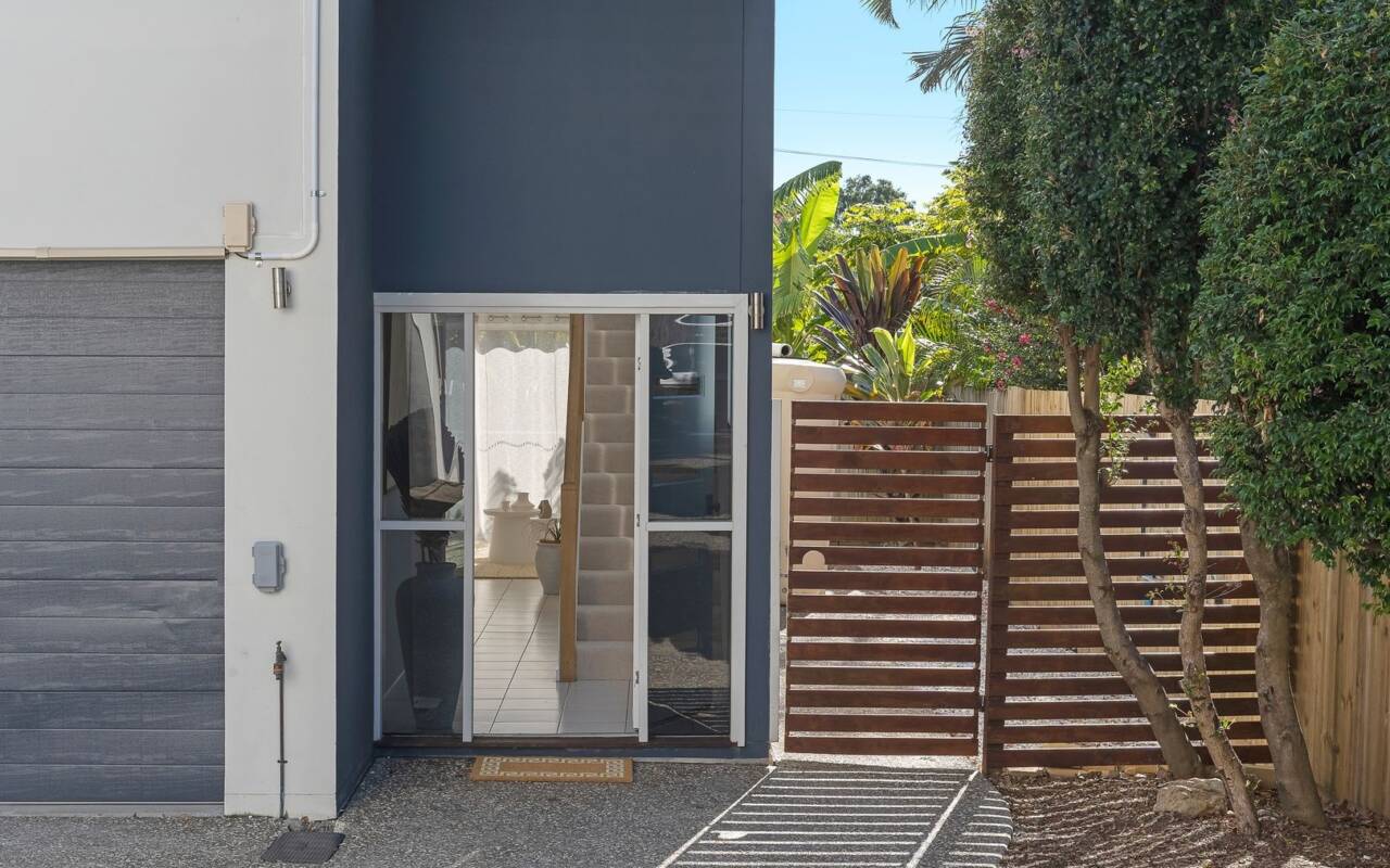 5/127 Pohlman, Southport, QLD 4215 AU