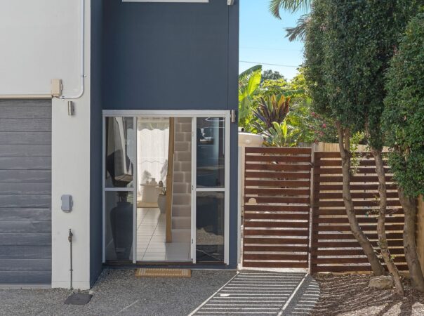 5/127 Pohlman, Southport, QLD 4215 AU