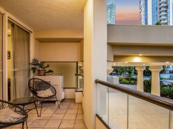 201/2988 - 2994 Surfers Paradise Boulevard, Surfers Paradise, Qld 4217 AU