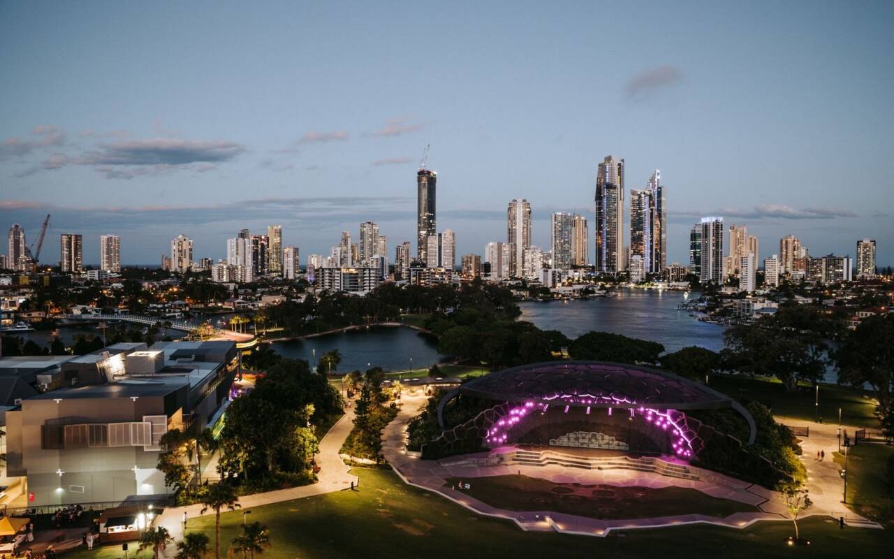 39 Darrambal Street, Surfers Paradise, Qld  AU