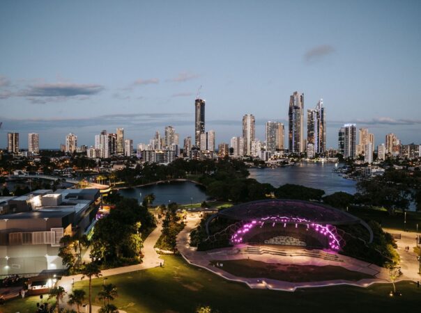 39 Darrambal Street, Surfers Paradise, Qld  AU