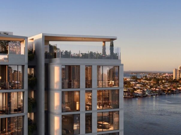39 Darrambal Street, Surfers Paradise, Qld  AU