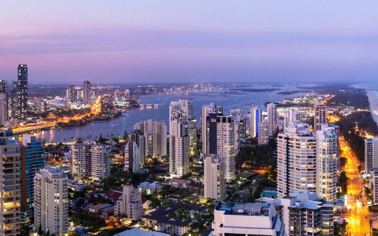 Main Beach, QLD 4217 AU