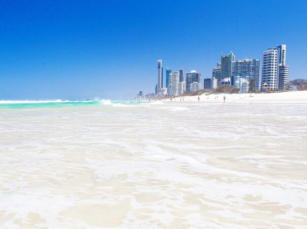 Main Beach, QLD 4217 AU