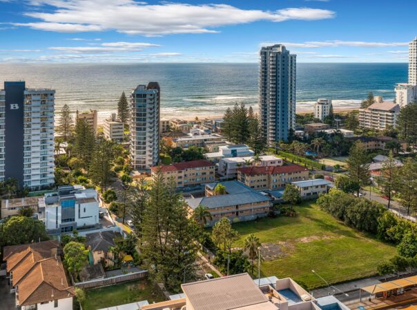27 Vista Street, Surfers Paradise, QLD 4217 AU