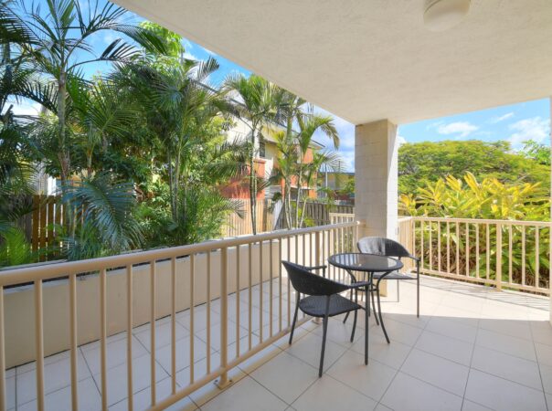 5/4 Sykes Court, Southport, QLD 4215 AU