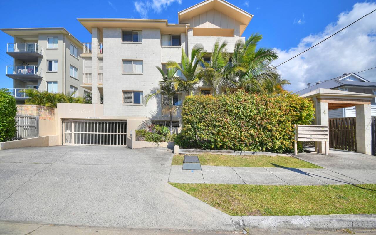 5/4 Sykes Court, Southport, QLD 4215 AU