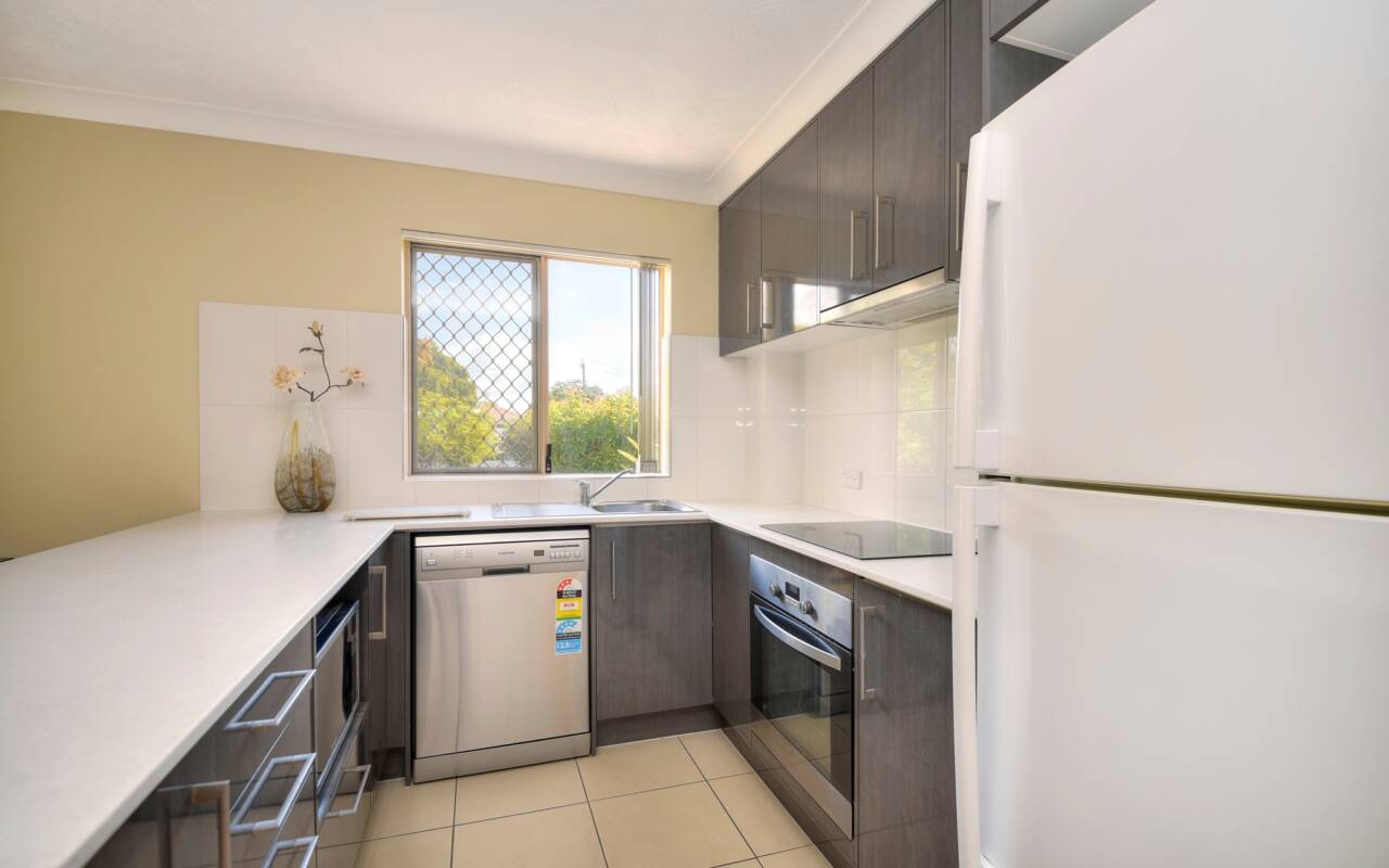5/4 Sykes Court, Southport, QLD 4215 AU