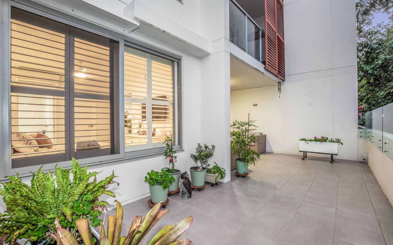 4106/1 - 7 Waterford Court, Bundall, QLD 4217 AU