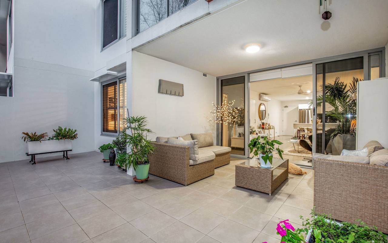 4106/1 - 7 Waterford Court, Bundall, QLD 4217 AU