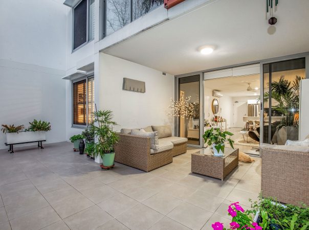 4106/1 - 7 Waterford Court, Bundall, QLD 4217 AU