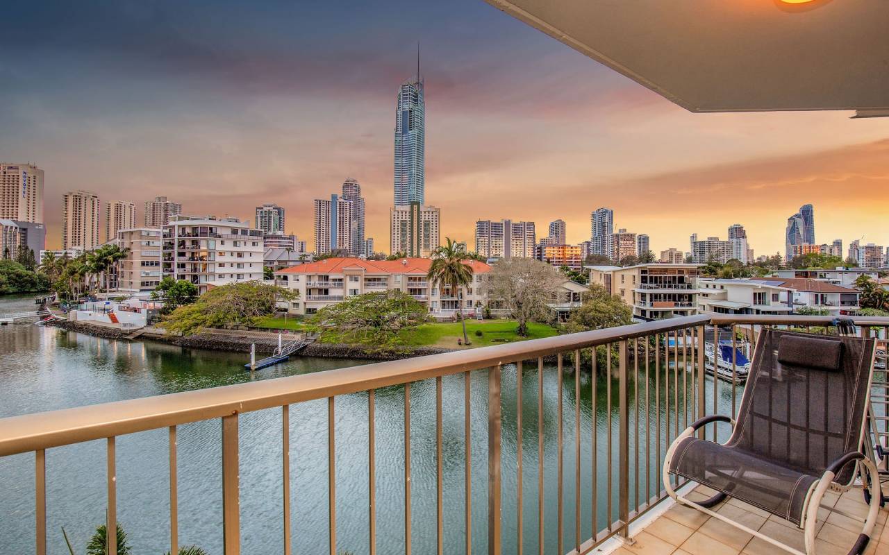 304/21 Peninsular Drive, Surfers Paradise, QLD 4217 AU
