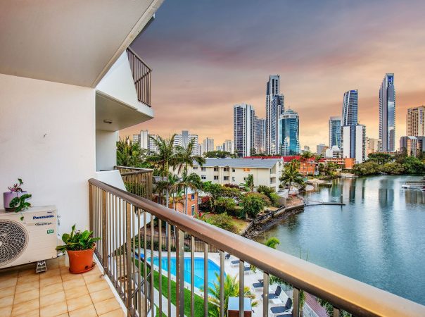 304/21 Peninsular Drive, Surfers Paradise, QLD 4217 AU