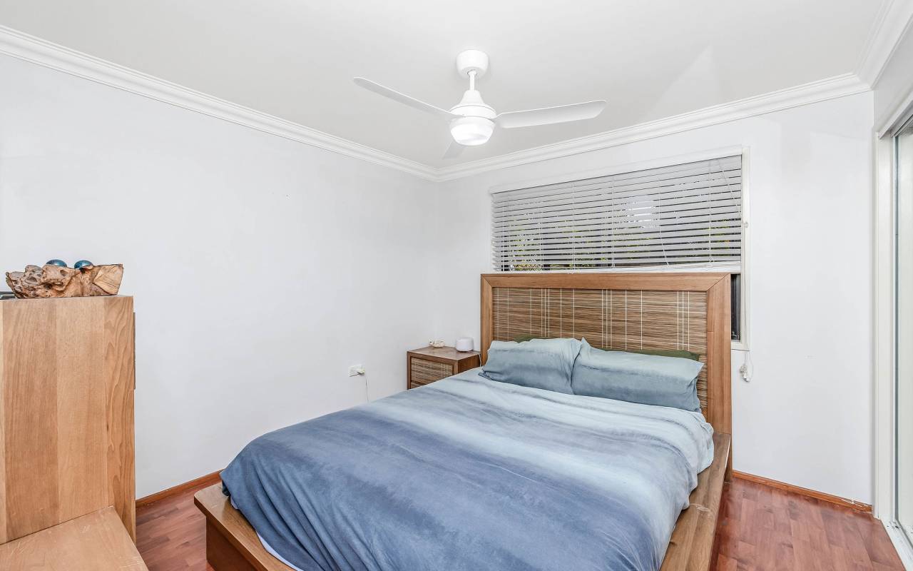 23 Collins Crescent, Benowa, QLD 4217 AUSTRALIA