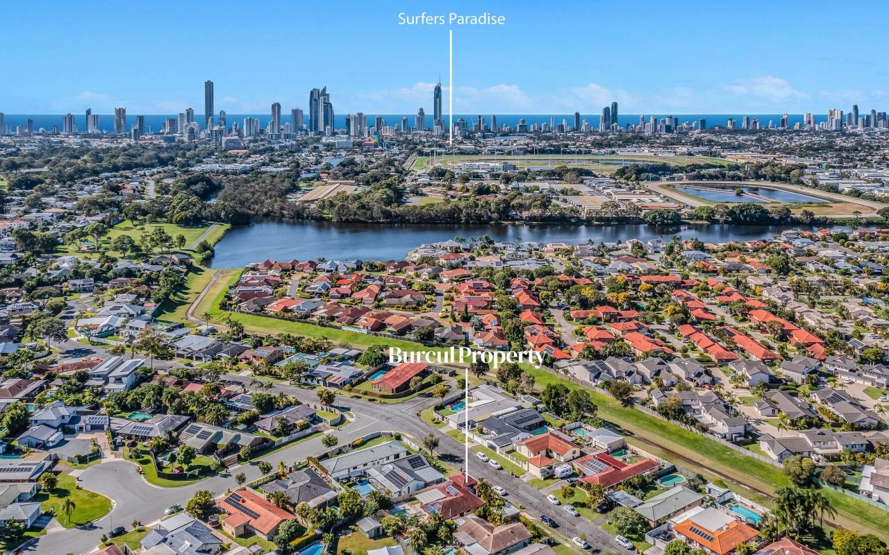 23 Collins Crescent, Benowa, QLD 4217 AUSTRALIA