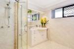 23 Collins Crescent, Benowa, QLD 4217 AUSTRALIA