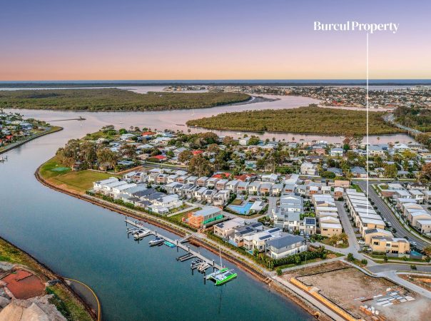19/1 Lyra Avenue, Hope Island, Qld 4212 AU