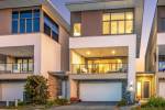 19/1 Lyra Avenue, Hope Island, Qld 4212 AU