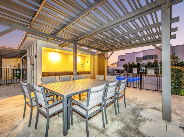 19/1 Lyra Avenue, Hope Island, Qld 4212 AU