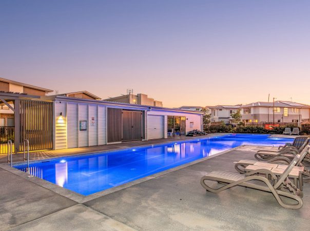 19/1 Lyra Avenue, Hope Island, Qld 4212 AU