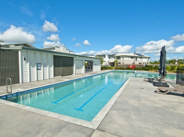 19/1 Lyra Avenue, Hope Island, Qld 4212 AU