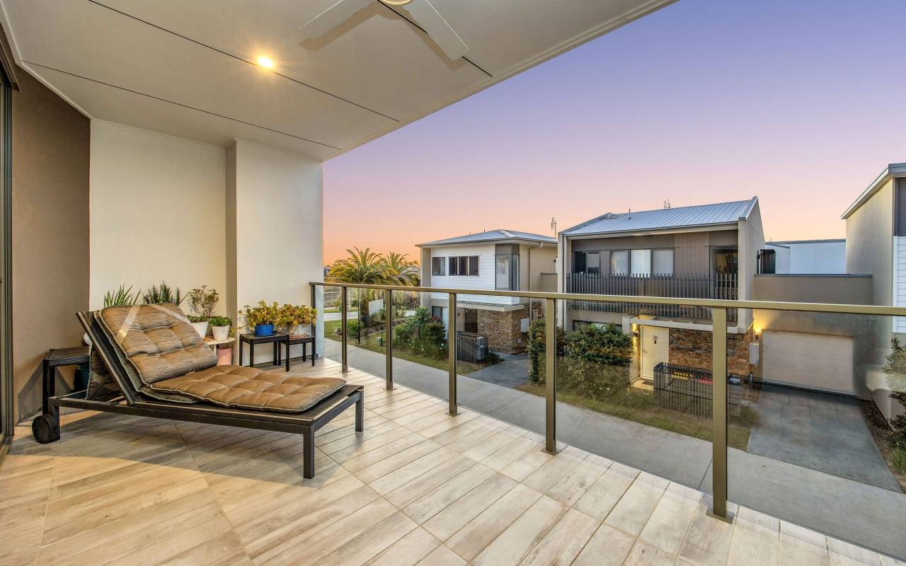 19/1 Lyra Avenue, Hope Island, Qld 4212 AU