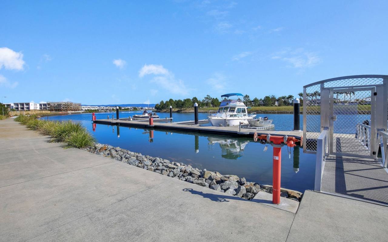 19/1 Lyra Avenue, Hope Island, Qld 4212 AU