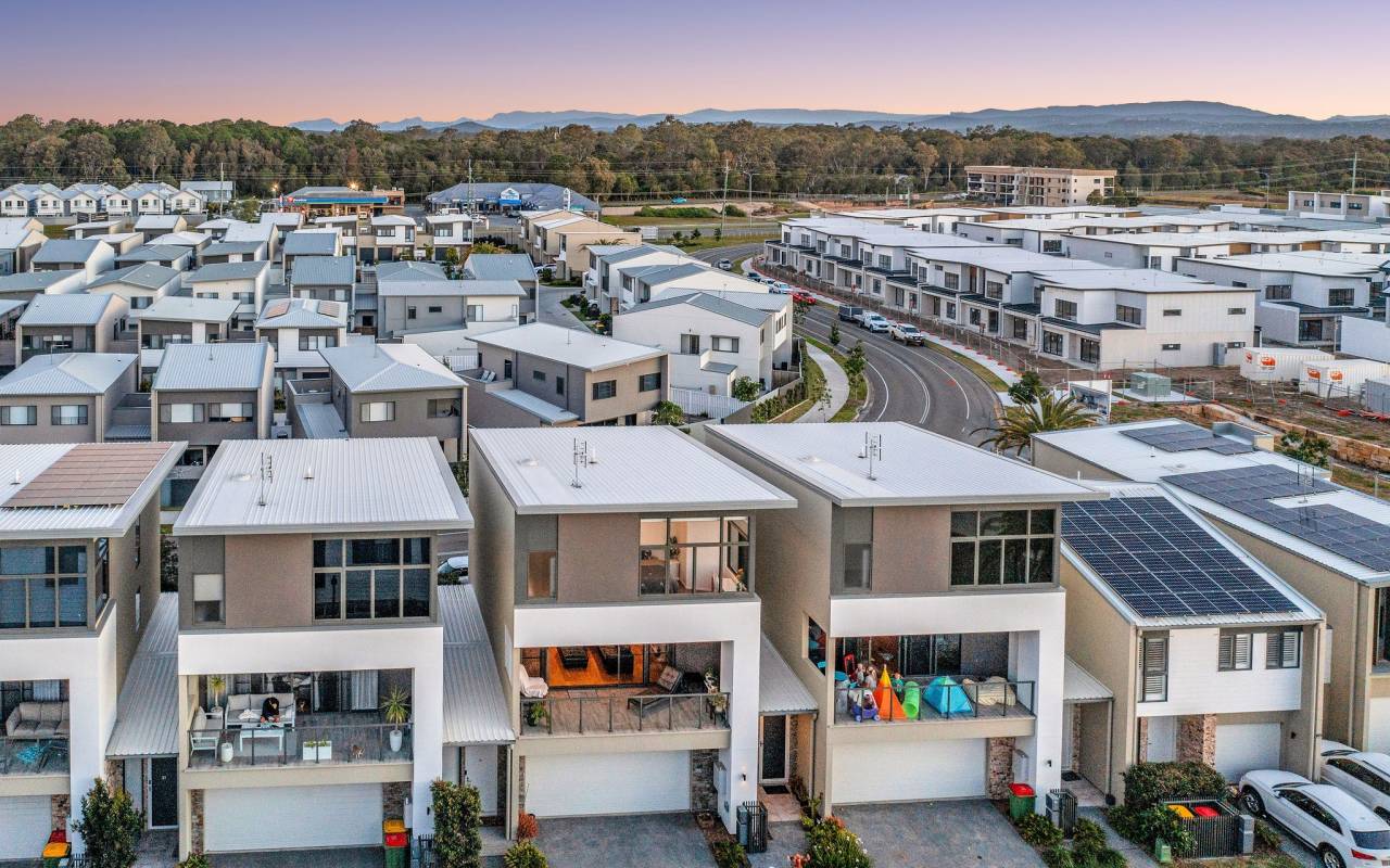 19/1 Lyra Avenue, Hope Island, Qld 4212 AU