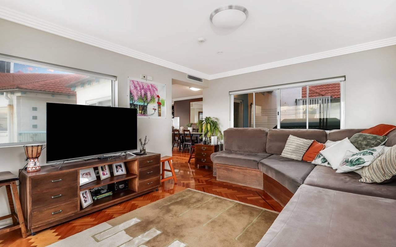 35/26 Old Burleigh Road, Surfers Paradise, QLD 4217 AU