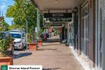 8-10 Parneno Street, Chevron Island, Qld 4217 AU