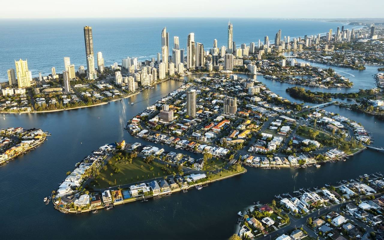 8-10 Parneno Street, Chevron Island, Qld 4217 AU