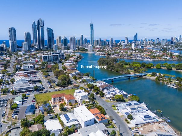 1/2 Anembo Street, Chevron Island, QLD 4217 AUSTRALIA