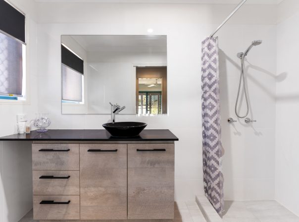 1/2 Anembo Street, Chevron Island, QLD 4217 AUSTRALIA