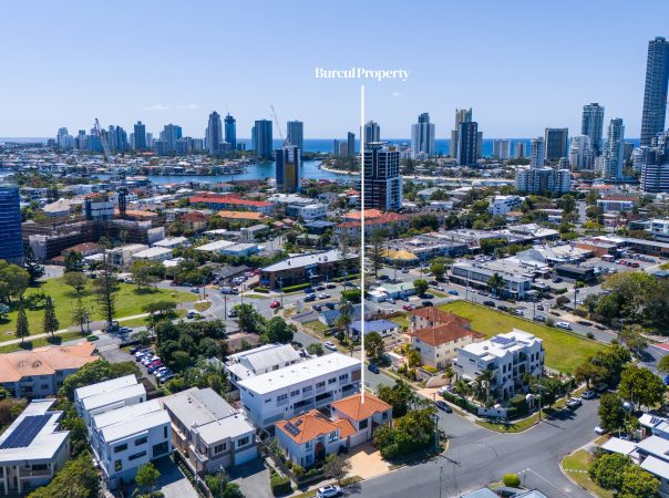 1/2 Anembo Street, Chevron Island, QLD 4217 AUSTRALIA