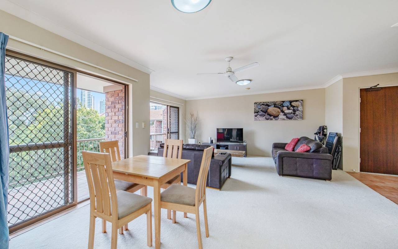 11/22 Commodore Drive, Paradise Waters, QLD 4217 AU
