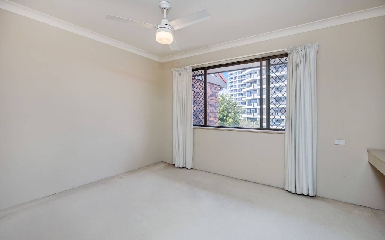 11/22 Commodore Drive, Paradise Waters, QLD 4217 AU