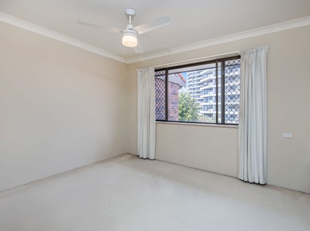 11/22 Commodore Drive, Paradise Waters, QLD 4217 AU