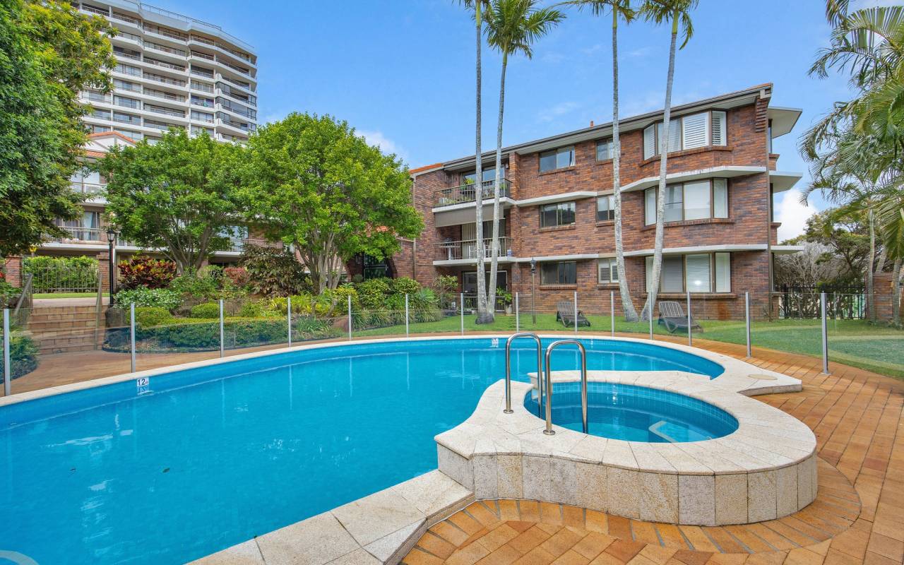 11/22 Commodore Drive, Paradise Waters, QLD 4217 AU
