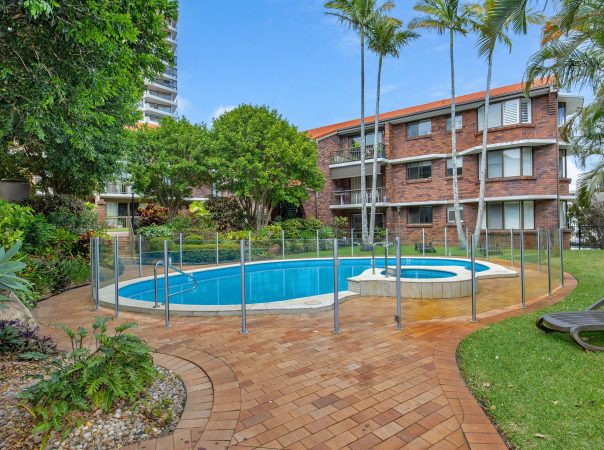 11/22 Commodore Drive, Paradise Waters, QLD 4217 AU