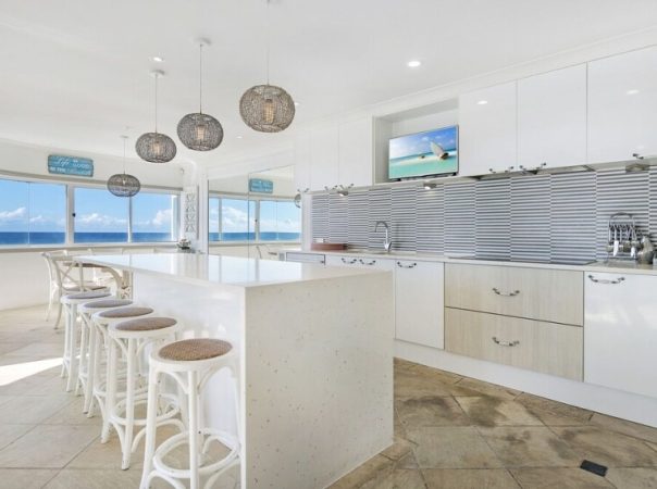 10/26 Old Burleigh Road, Surfers Paradise, QLD 4217 AU