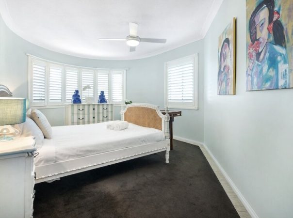 10/26 Old Burleigh Road, Surfers Paradise, QLD 4217 AU