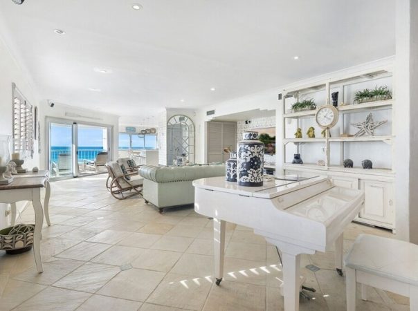 10/26 Old Burleigh Road, Surfers Paradise, QLD 4217 AU