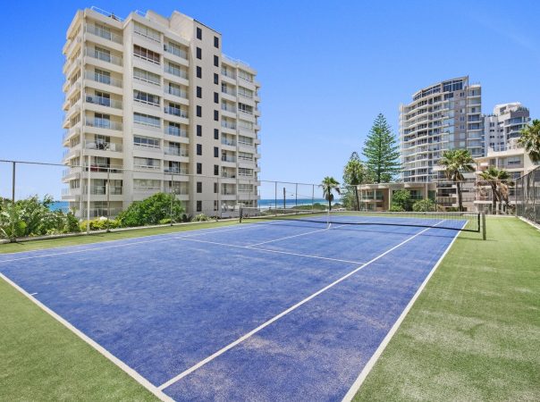 4 A/74 Old Burleigh Road, Surfers Paradise, QLD 4217 AU
