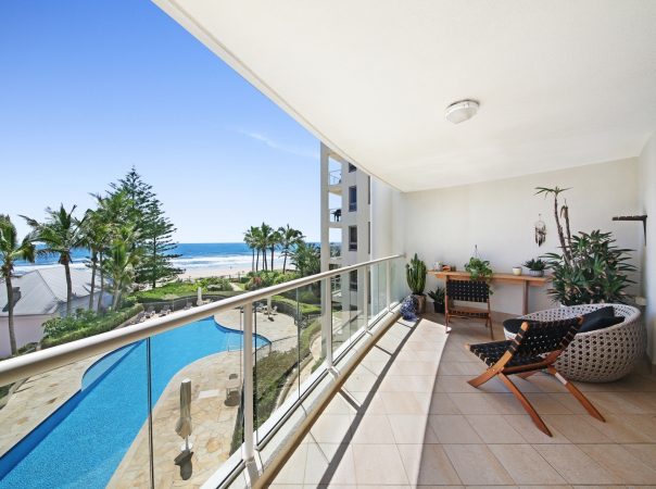 4 A/74 Old Burleigh Road, Surfers Paradise, QLD 4217 AU