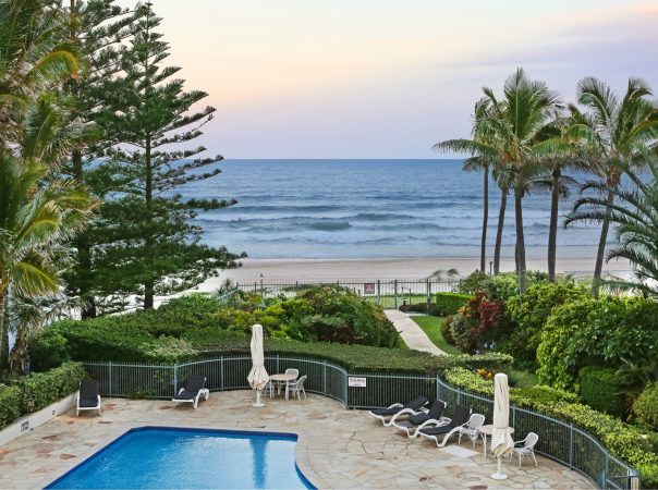 4 A/74 Old Burleigh Road, Surfers Paradise, QLD 4217 AU