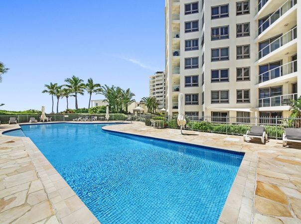 4 A/74 Old Burleigh Road, Surfers Paradise, QLD 4217 AU