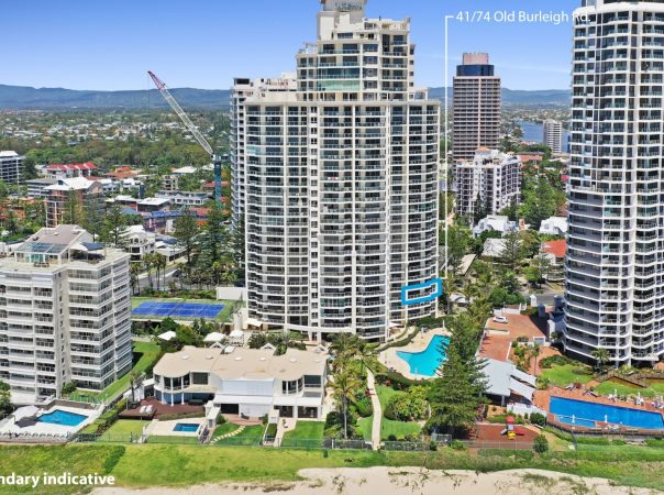 4 A/74 Old Burleigh Road, Surfers Paradise, QLD 4217 AU