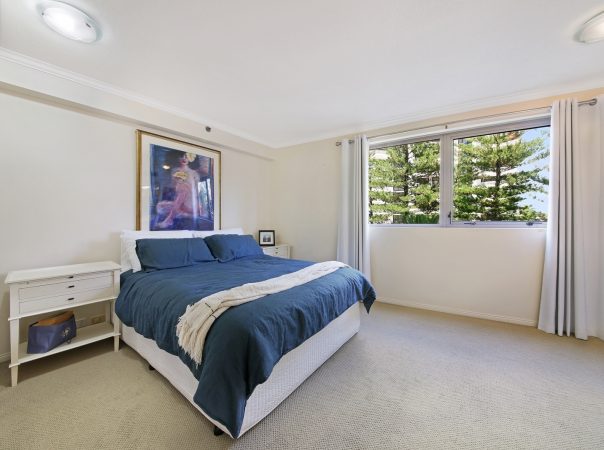 4 A/74 Old Burleigh Road, Surfers Paradise, QLD 4217 AU