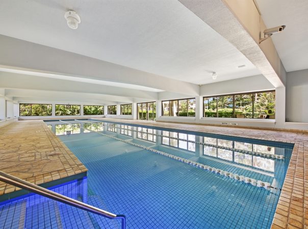 4 A/74 Old Burleigh Road, Surfers Paradise, QLD 4217 AU