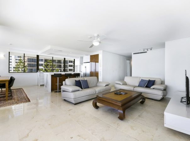 17/3 Garfield Terrace, Surfers Paradise, QLD 4217 AU